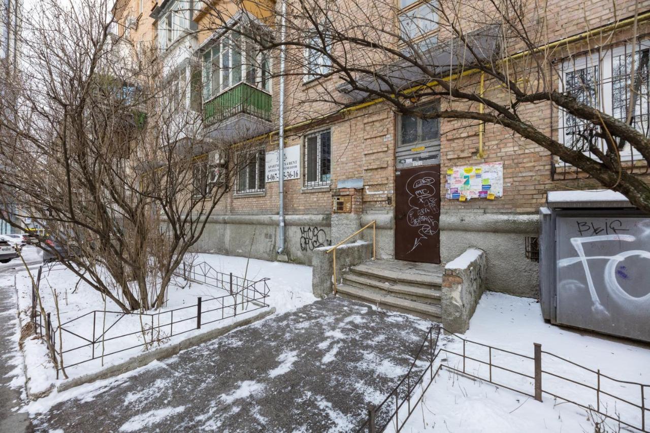 На Палаце Спорта Apartment Kyiv Exterior photo